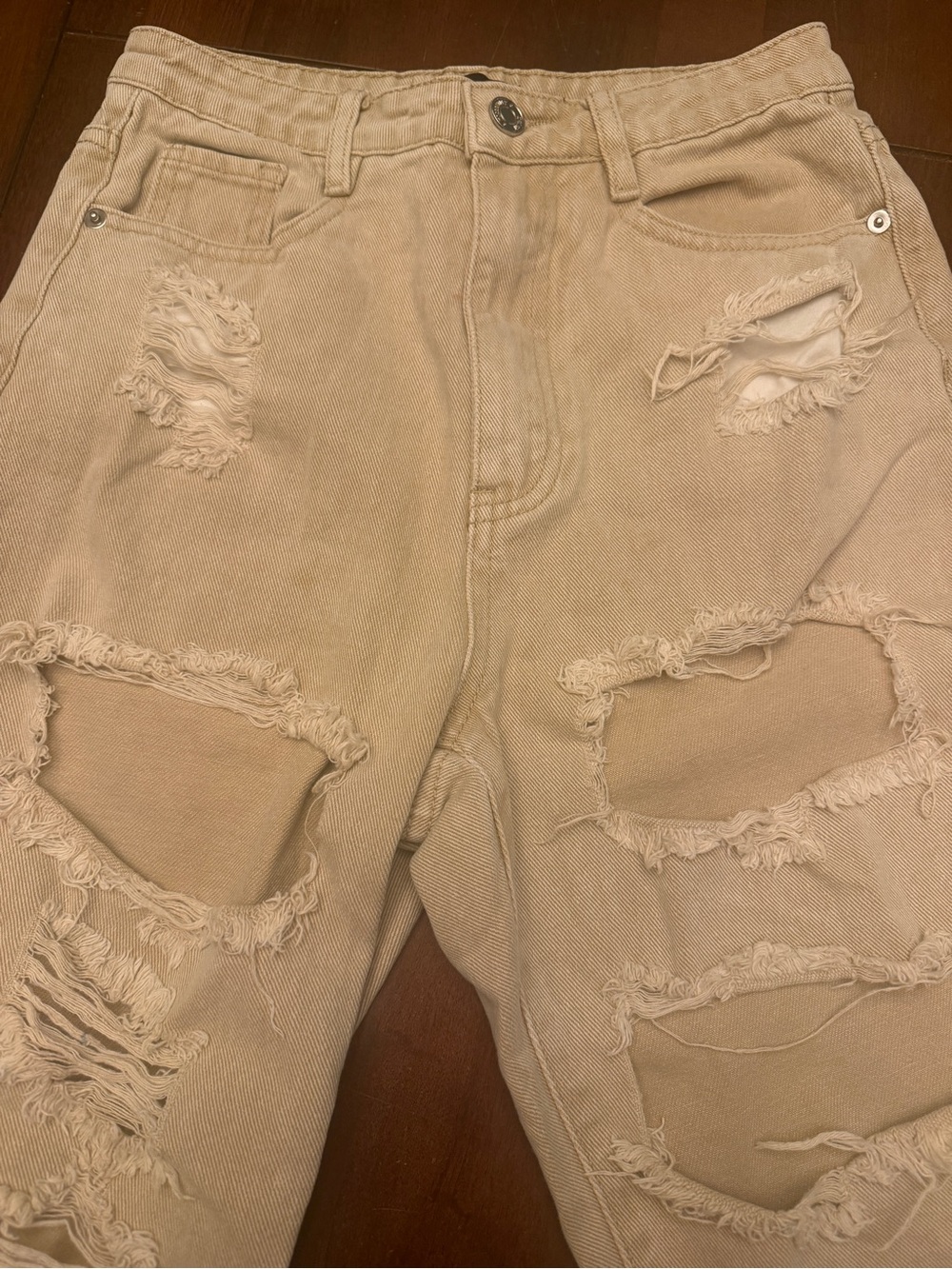 Missguided Riot Extreme Ripped High-Waisted Mom Jeans - Picture 5 of 11
